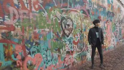 Скачать клип