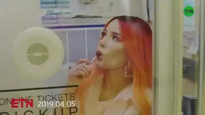 Скачать клип