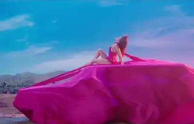 Скачать клип