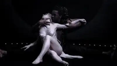 Скачать клип