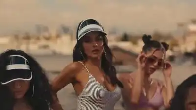 скачать клип Wiz Khalifa - Alright