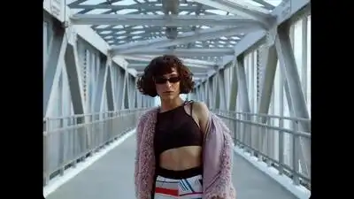 скачать клип Сабрина - Новая