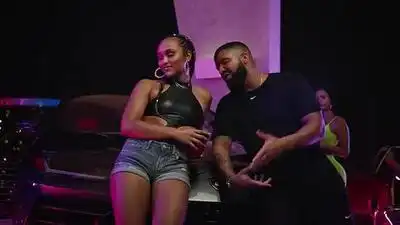 Скачать клип