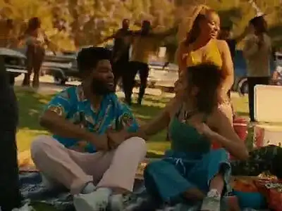 скачать клип Khalid - Right Back