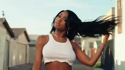 Скачать клип