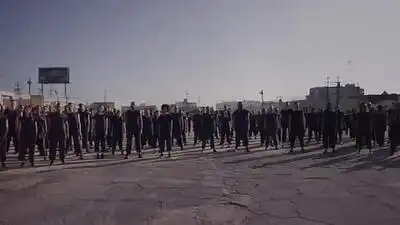 скачать клип Mark Ronson - Don Not Leave Me Lonely