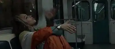 скачать клип Мари Краймбрери - Мелкая здесь