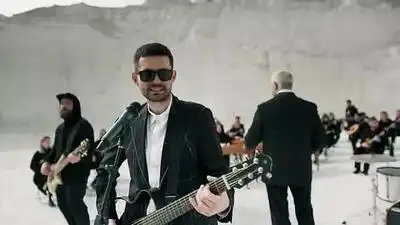 скачать клип Noize MC - С Оркестром Классно