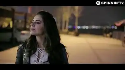 скачать клип Pade and Murat Salman - Time Flies