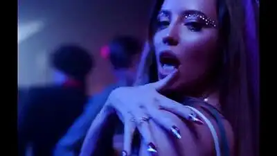 Скачать клип