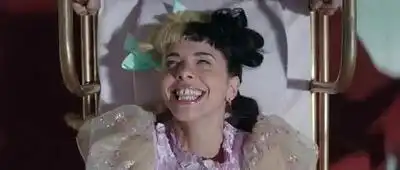 скачать клип Melanie Martinez - Nurses Office