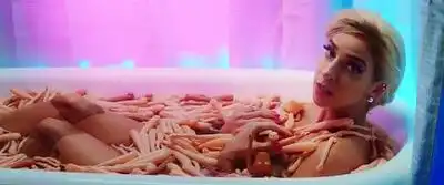 скачать клип Broken Girls - Gabbie Hanna