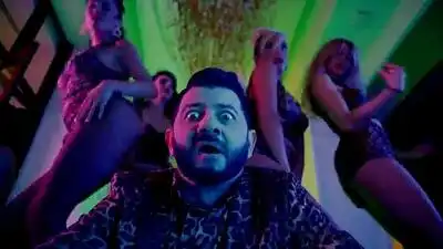 скачать клип Супер Жорик - Хочу тибя любицца