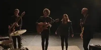 скачать клип NAVIBAND - Один из нас