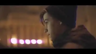 скачать клип ФОГЕЛЬ - ТРАМВАЯМИ ДОМОЙ