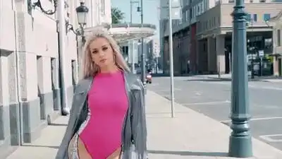 скачать клип LERA - ДАЙ ДАЙ