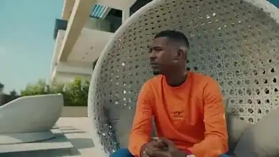 Скачать клип