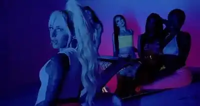 скачать клип Tay Money - IMAX