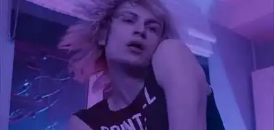 Скачать клип