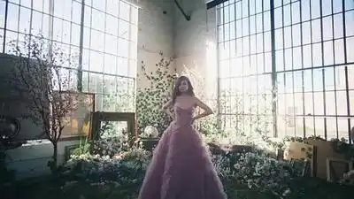 скачать клип Sofia Carson, R3HAB - I Luv U