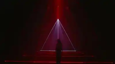 скачать клип BANKS - Gimme