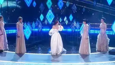 скачать клип Idina Menzel, AURORA - Into the Unknown