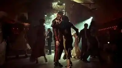 скачать клип Coldplay - Cry Cry Cry