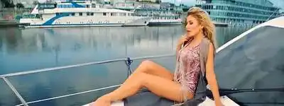 скачать клип TamerlanAlena - Не уходи домой