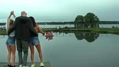 Скачать клип