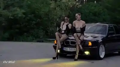 скачать клип Otilia - Adelante