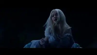 скачать клип Christina Aguilera - Reflection