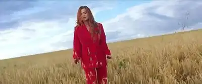 скачать клип Юлия Савичева - Больше не терять