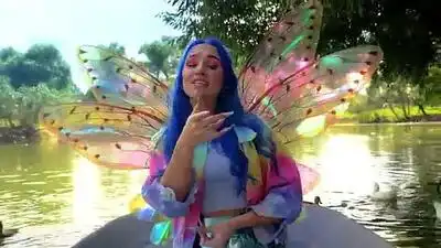 Скачать клип