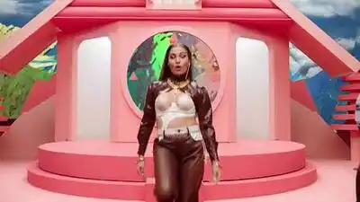 скачать клип Clean Bandit and Mabel - Tick Tock