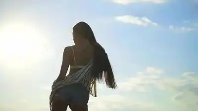 Скачать клип