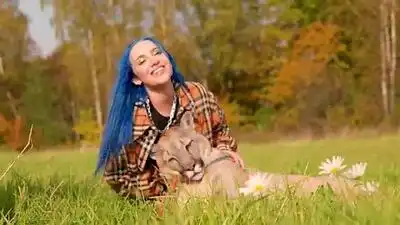 скачать клип MIA BOYKA - FENDI MOOD