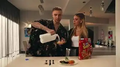 скачать клип Тимати vs Егор Крид - Звездопад