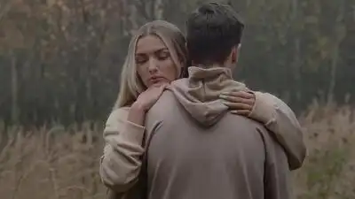 скачать клип Mary Gu - Астероид