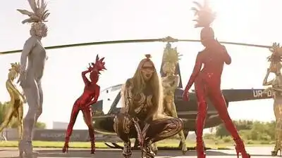 скачать клип LAGANZA - COCOS