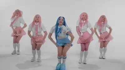 скачать клип МЭЙБИ БЭЙБИ - АХЕГАО