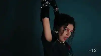 скачать клип Mary G - Mi Querido