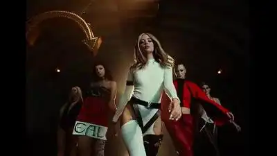 скачать клип DOROFEEVA - gorit