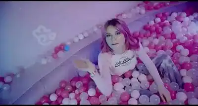 скачать клип Ваша Маруся - Танцевать вот так