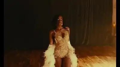 Скачать клип