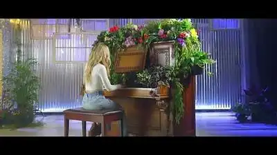 Скачать клип