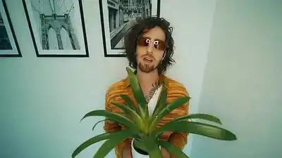 скачать клип VLADIMIR DANTES - SASHA