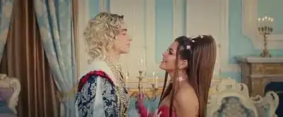 Скачать клип