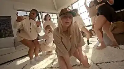 скачать клип Billie Eilish - Lost Cause