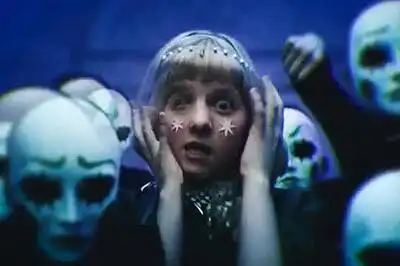 Скачать клип