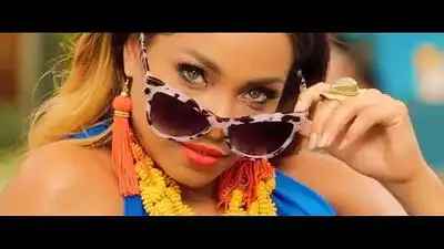 скачать клип Ava Max - Call Me Tonight